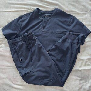 Jaanuu Men's Scrub Set in Navy Blue
